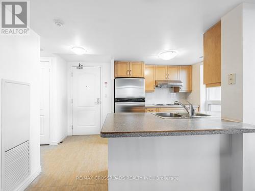 1011 - 2020 Mcnicoll Avenue, Toronto, ON - Indoor Photo Showing Kitchen With Double Sink