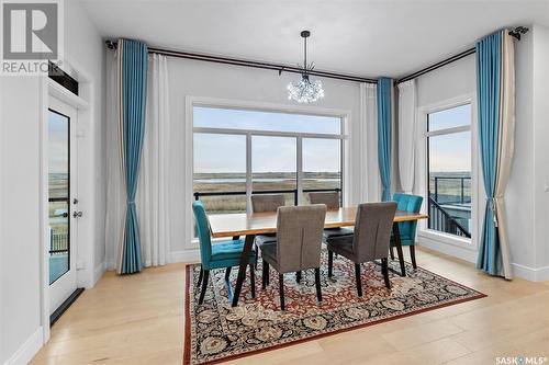 407 Kenaschuk Crescent, Saskatoon, SK - Indoor Photo Showing Dining Room