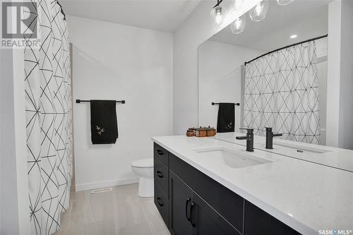 413 Germain Manor, Saskatoon, SK - Indoor Photo Showing Bathroom