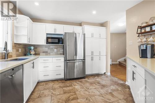 58 Yoho Drive, Ottawa, ON - Indoor Photo Showing Kitchen With Stainless Steel Kitchen With Upgraded Kitchen