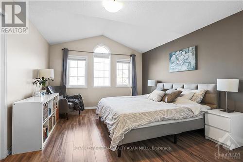 58 Yoho Drive, Ottawa, ON - Indoor Photo Showing Bedroom