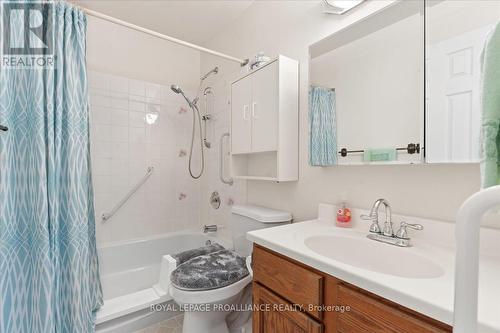 1 - 73 Lywood Street, Belleville, ON - Indoor Photo Showing Bathroom