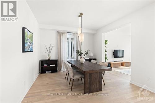 30 Conch Way, Ottawa, ON - Indoor Photo Showing Dining Room