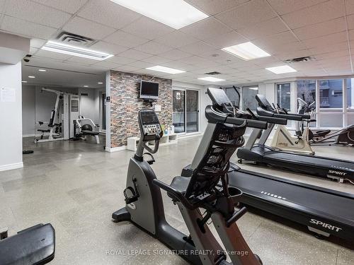 203-55 Bloor St E, Toronto, ON - Indoor Photo Showing Gym Room