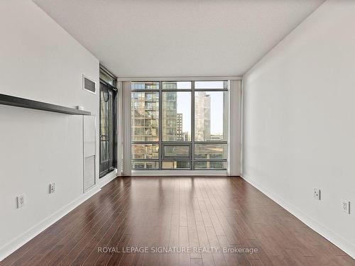 610-3 Navy Wharf Crt, Toronto, ON - Indoor Photo Showing Other Room