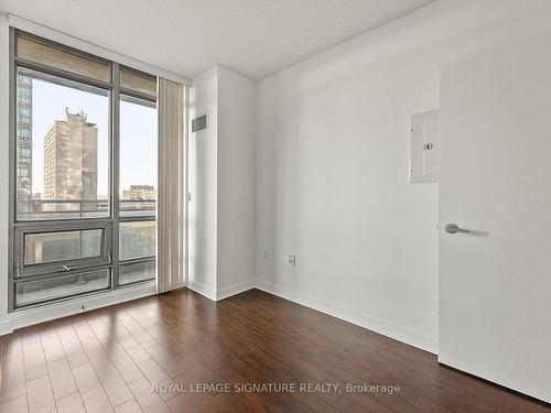 610-3 Navy Wharf Crt, Toronto, ON - Indoor Photo Showing Other Room