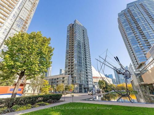 610-3 Navy Wharf Crt, Toronto, ON - Outdoor With Facade