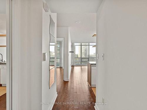 610-3 Navy Wharf Crt, Toronto, ON - Indoor Photo Showing Other Room