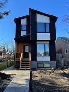 440 Queen ST  Winnipeg, MB R3J 1L2