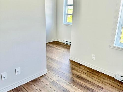 Master bedroom - 78 Rue Des Récoltes, Sainte-Barbe, QC - Indoor Photo Showing Other Room