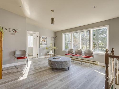 Autre - 10 Mtée Robert, Saint-Basile-Le-Grand, QC - Indoor Photo Showing Living Room