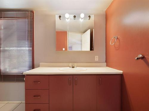 Salle de bains - 33 Rue Lauzon, Rigaud, QC - Indoor Photo Showing Bathroom