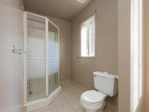 Salle de bains - 33 Rue Lauzon, Rigaud, QC - Indoor Photo Showing Bathroom