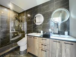 Ensuite bathroom - 