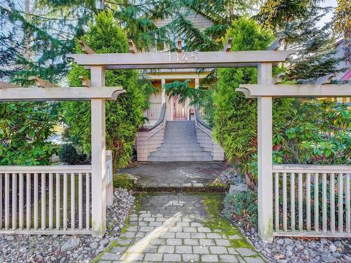 3-1145 Oscar St, Victoria, BC - Outdoor With Deck Patio Veranda