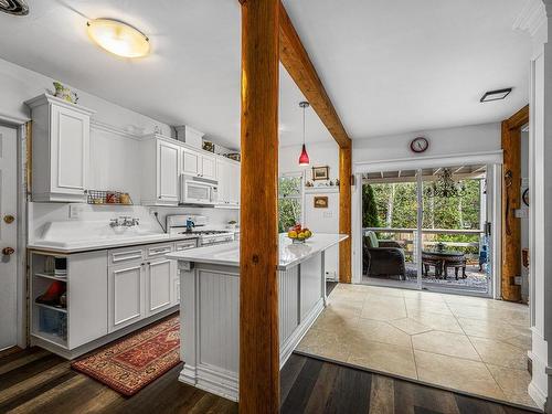 5105 Arthurs Rd, Hornby Island, BC 