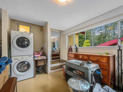 5105 Arthurs Rd, Hornby Island, BC 