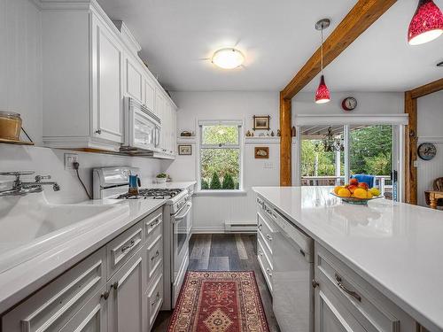 5105 Arthurs Rd, Hornby Island, BC 