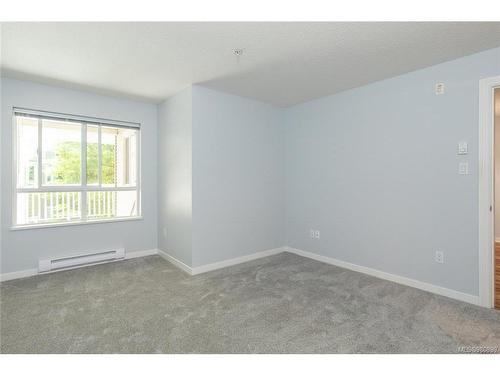 207-5660 Edgewater Lane, Nanaimo, BC - Indoor Photo Showing Other Room