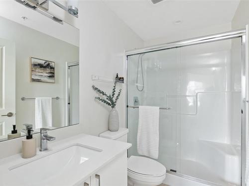 404-810 Orono Ave, Langford, BC - Indoor Photo Showing Bathroom