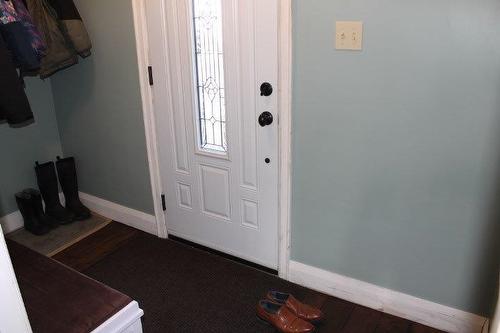 132 Cumming Street, Thunder Bay, ON - Indoor Photo Showing Other Room