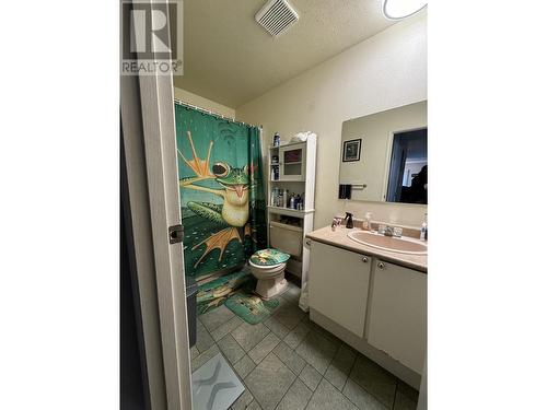 417 282 N Broadway Avenue, Williams Lake, BC - Indoor Photo Showing Bathroom