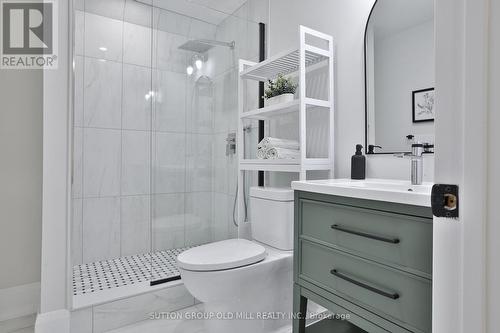 303 Ridley Boulevard, Toronto, ON - Indoor Photo Showing Bathroom