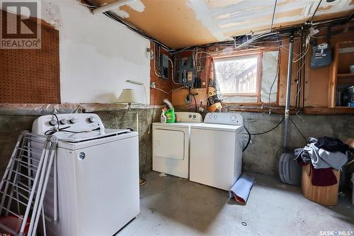 429 28Th Street E, Prince Albert, SK - Indoor Photo Showing Laundry Room