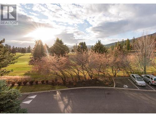 Shannon Lake golf course that is located across the parking lot - 2770 Auburn Road Unit# 201, West Kelowna, BC - Outdoor With View