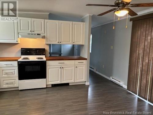 19 Lynn Crescent, Sussex Corner, NB - Indoor Photo Showing Kitchen