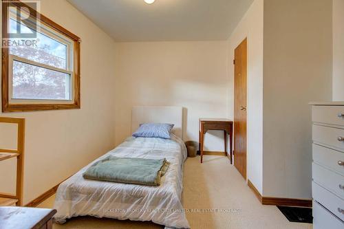 155 Elm Street N, Gananoque (821 - Gananoque), ON - Indoor Photo Showing Bedroom