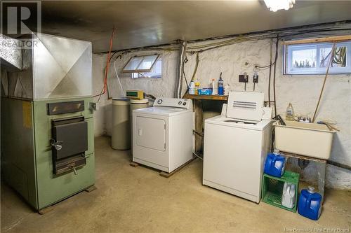 7593 Route 515, Saint-Paul, NB - Indoor Photo Showing Laundry Room