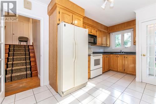 47 Portugal Cove Road, St. John'S, NL - Indoor Photo Showing Kitchen