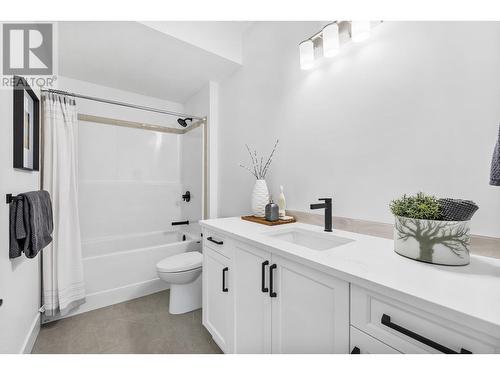 Photos from the developers showhome of the same floor plan - 7735 Okanagan Hills Boulevard Unit# 58, Vernon, BC - Indoor Photo Showing Bathroom