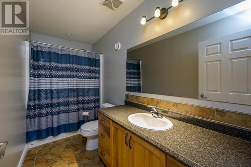 3885 Spiritwood Road, Prince George, BC - Indoor Photo Showing Bathroom