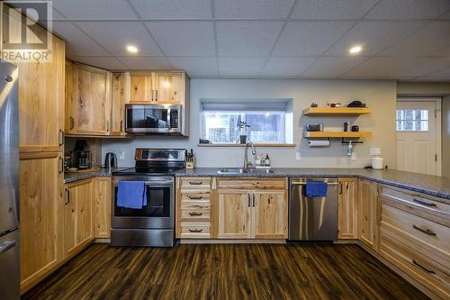 3885 Spiritwood Road, Prince George, BC - Indoor Photo Showing Kitchen With Double Sink