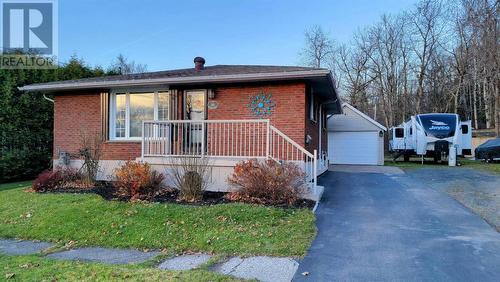 553 Nelson St, Sault Ste Marie, ON - Outdoor With Deck Patio Veranda