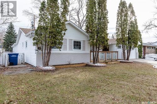 1145 Bogue Avenue, Moose Jaw, SK - Outdoor