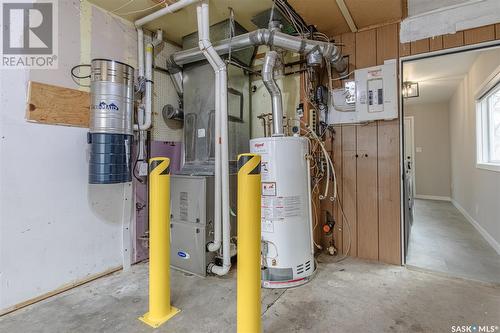 1145 Bogue Avenue, Moose Jaw, SK - Indoor Photo Showing Basement