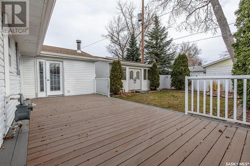 1145 Bogue Avenue, Moose Jaw, SK - Outdoor With Exterior