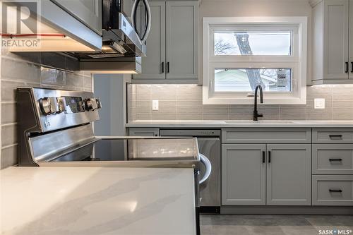 1145 Bogue Avenue, Moose Jaw, SK - Indoor Photo Showing Kitchen