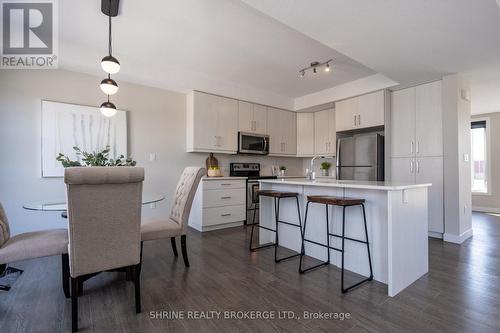 925 Sarnia Road, London, ON - Indoor Photo Showing Kitchen