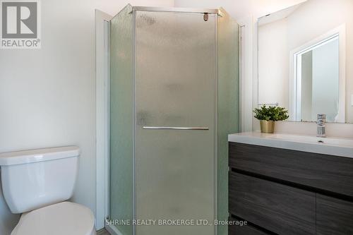 925 Sarnia Road, London, ON - Indoor Photo Showing Bathroom