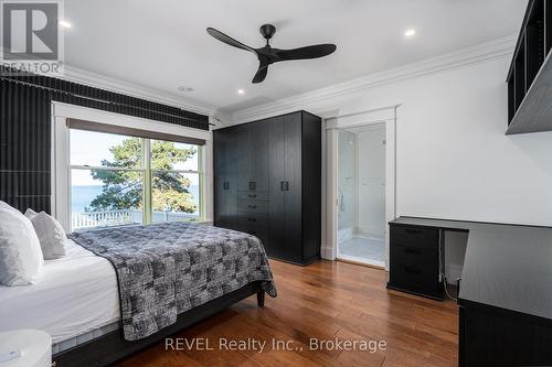 30 Dalhousie Avenue, St. Catharines (438 - Port Dalhousie), ON - Indoor Photo Showing Bedroom