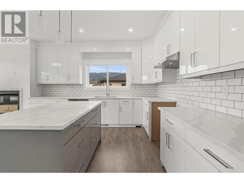 2217 Heitman Street, Enderby, BC - Indoor Photo Showing Kitchen With Upgraded Kitchen