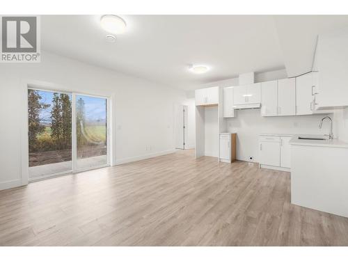 2217 Heitman Street, Enderby, BC - Indoor Photo Showing Kitchen