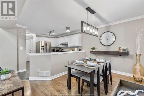 4237 Pearleaf Court, Windsor, ON - Indoor Photo Showing Dining Room