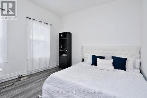 789 Little Hill Street, London, ON - Indoor Photo Showing Bedroom