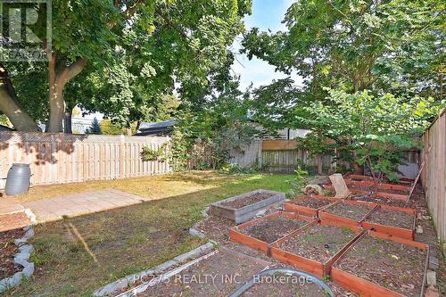 789 Little Hill Street, London, ON - Outdoor With Backyard