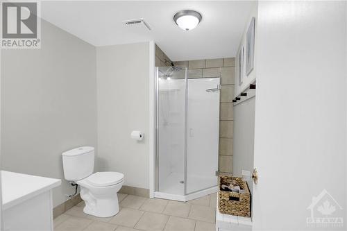 155 Dunlop Crescent, Russell, ON - Indoor Photo Showing Bathroom